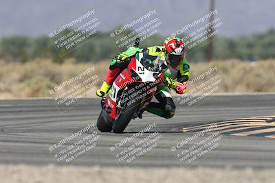 media/Oct-13-2025-Moto Forza (Mon) [[a66d839500]]/3-B Group/Session 3 (Turn 16)/